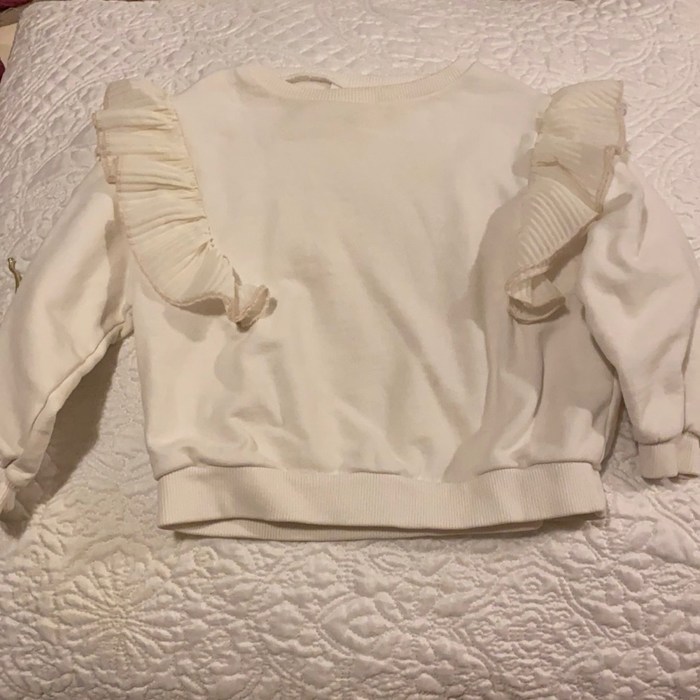 Super cute sweater